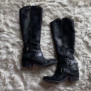 Donald J Pliner boots